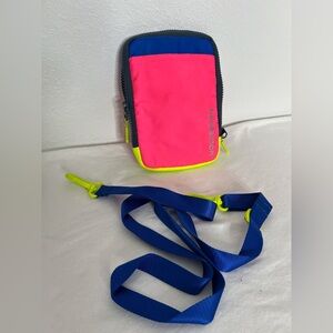 lululemon Easy Access Crossbody Neon - PIHL/CEBL/HIYE